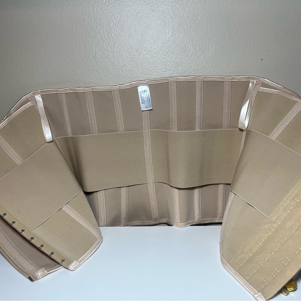 Zara Nude Shaping Waist Belt